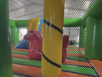 Şişme Oyun Parkı Palmiyeli