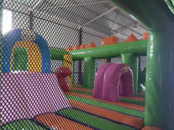 Şişme Oyun Parkı Palmiyeli