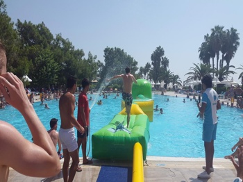 Şişme Havuz Oyunu Tırtıl 