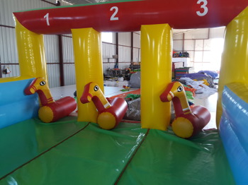 Şişme At Yarışı