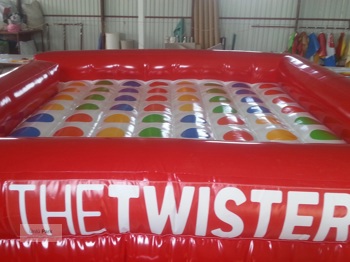 Şişme Twister Oyunu 