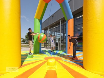 Şişme Yıkım Oyunu