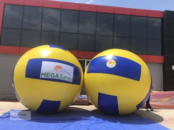 Dev Şişme Voleybol Topu