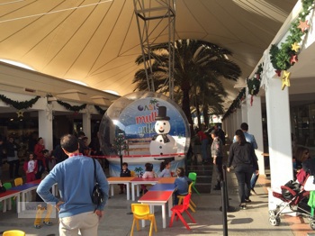 Yılbaşı Şişme Kar Küresi 3m